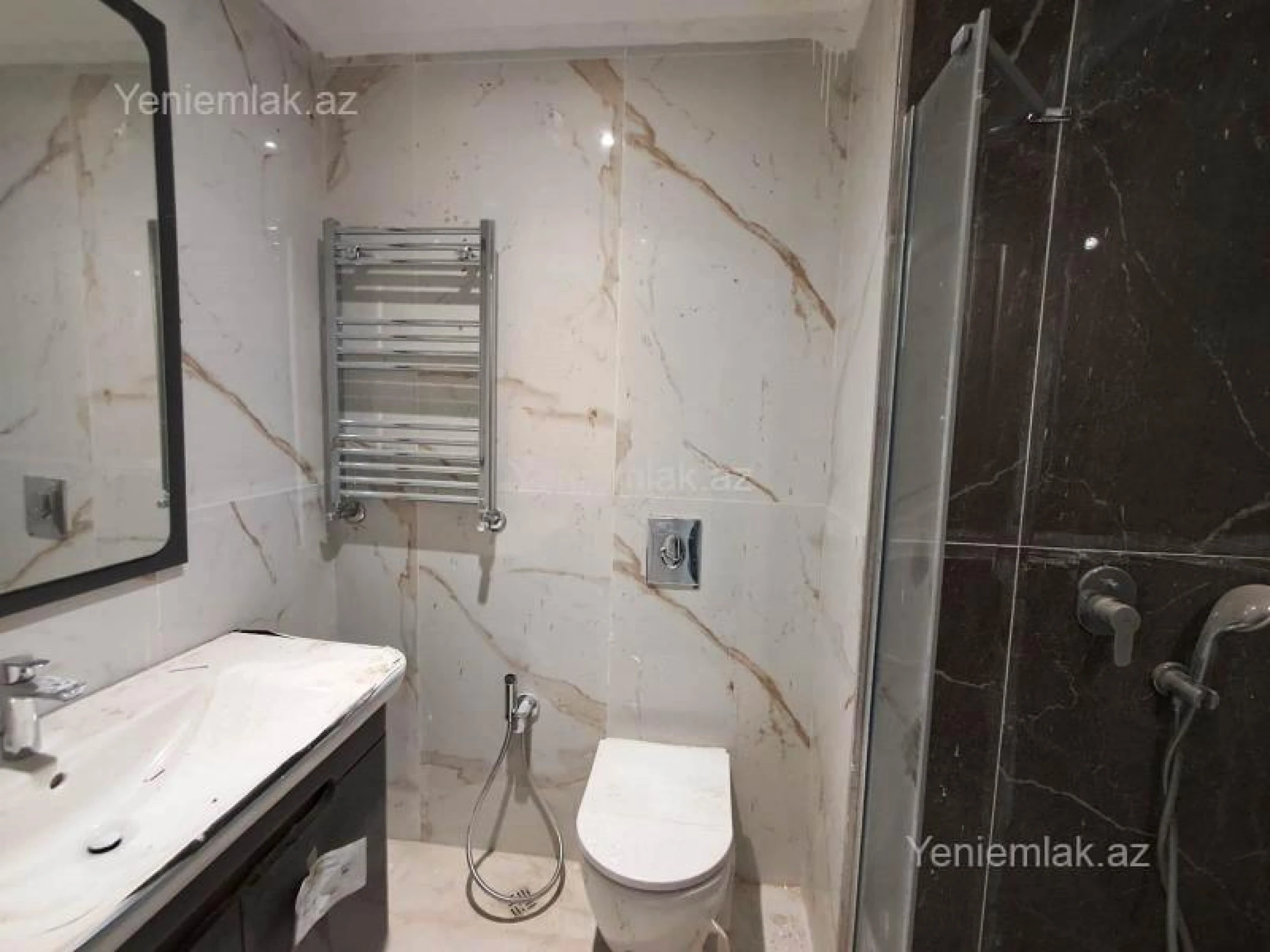 Satılır 3 otaqlı yeni tikili 82.7 m²