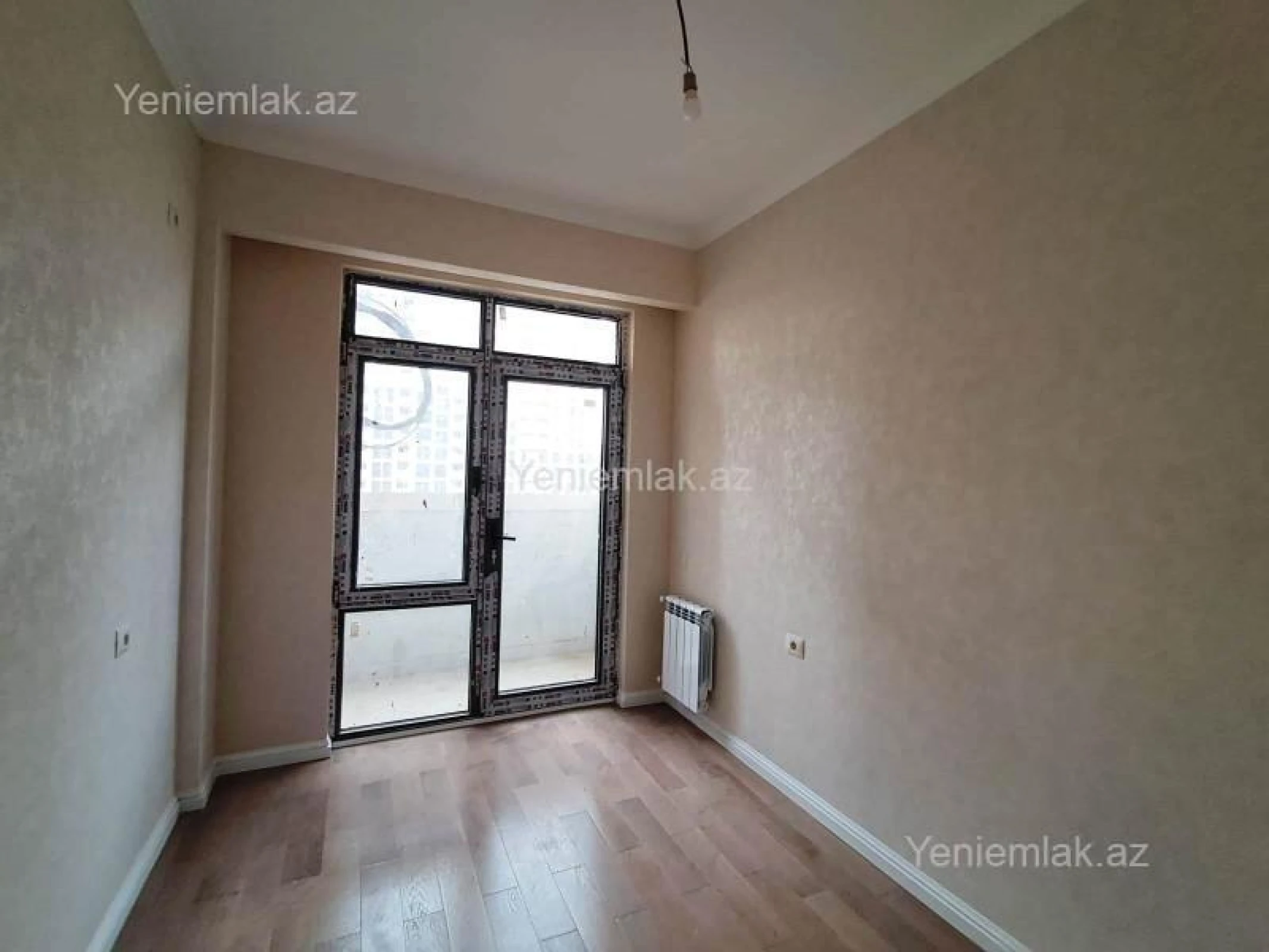 Satılır 3 otaqlı yeni tikili 82.7 m²