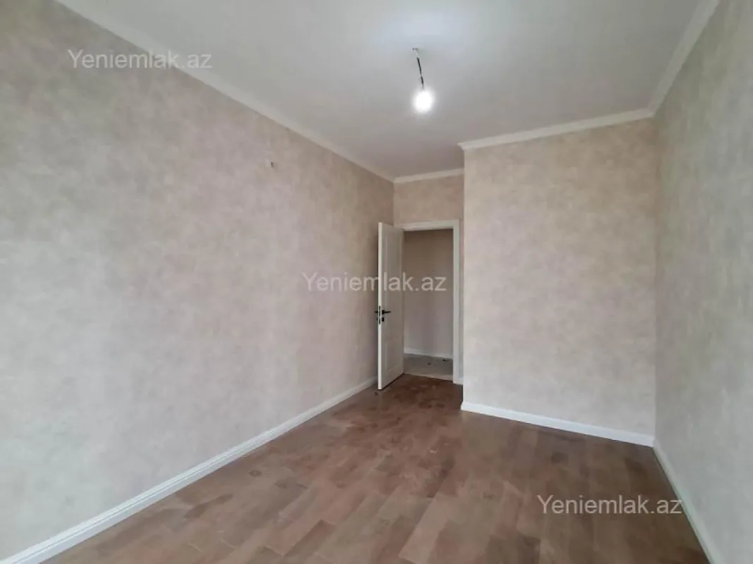 Satılır 3 otaqlı yeni tikili 82.7 m²