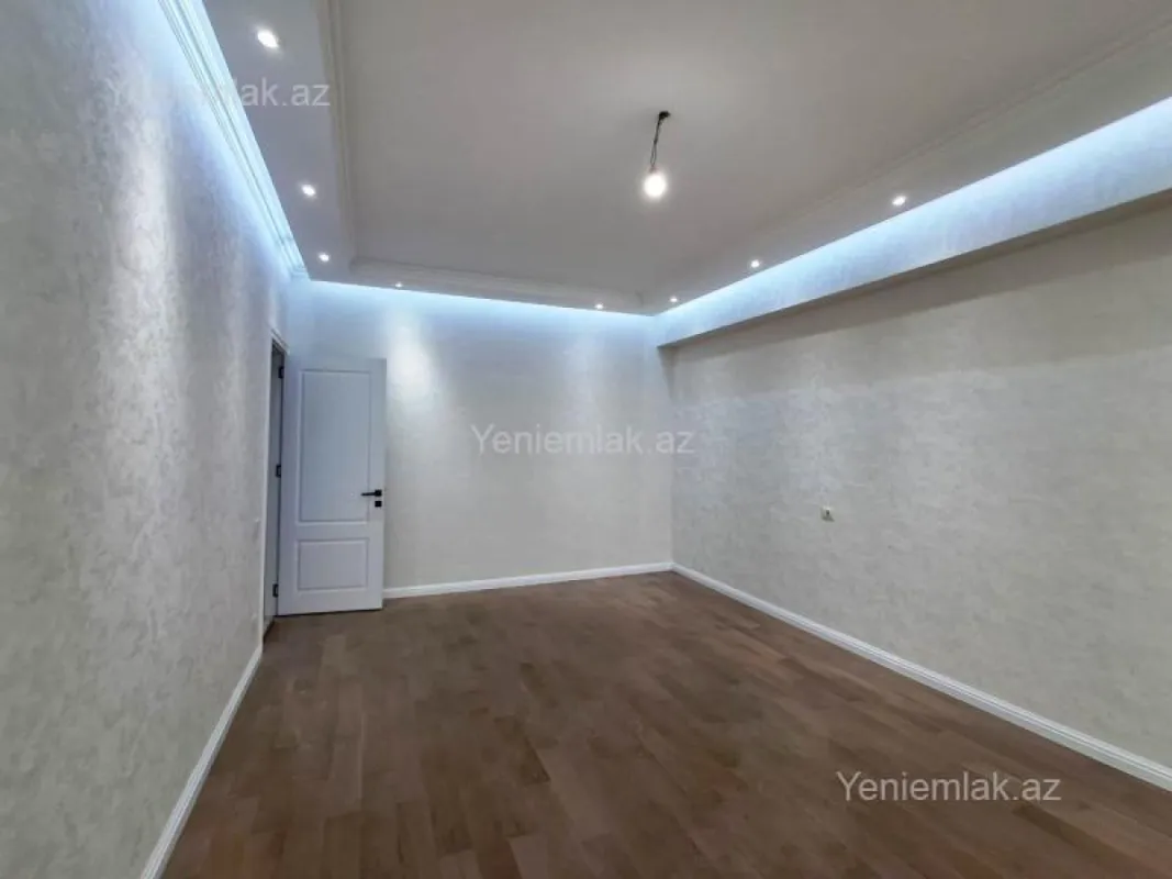 Satılır 3 otaqlı yeni tikili 82.7 m²