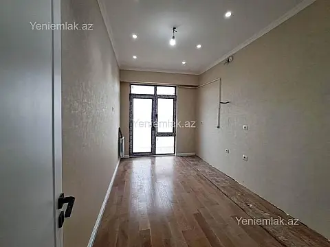 Satılır 3 otaqlı yeni tikili 82.7 m²