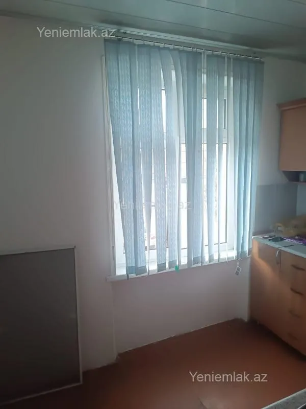 Satılır 2 otaqlı köhnə tikili 44 m²