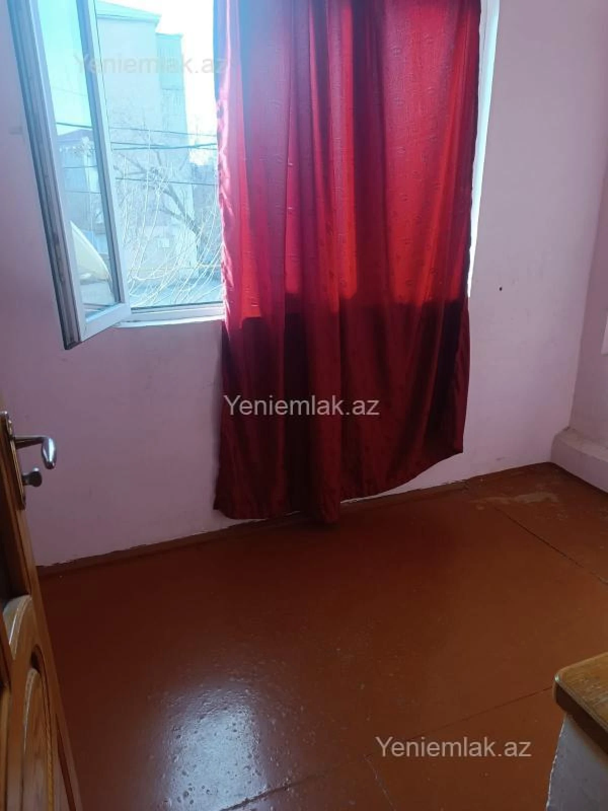 Satılır 2 otaqlı köhnə tikili 44 m²