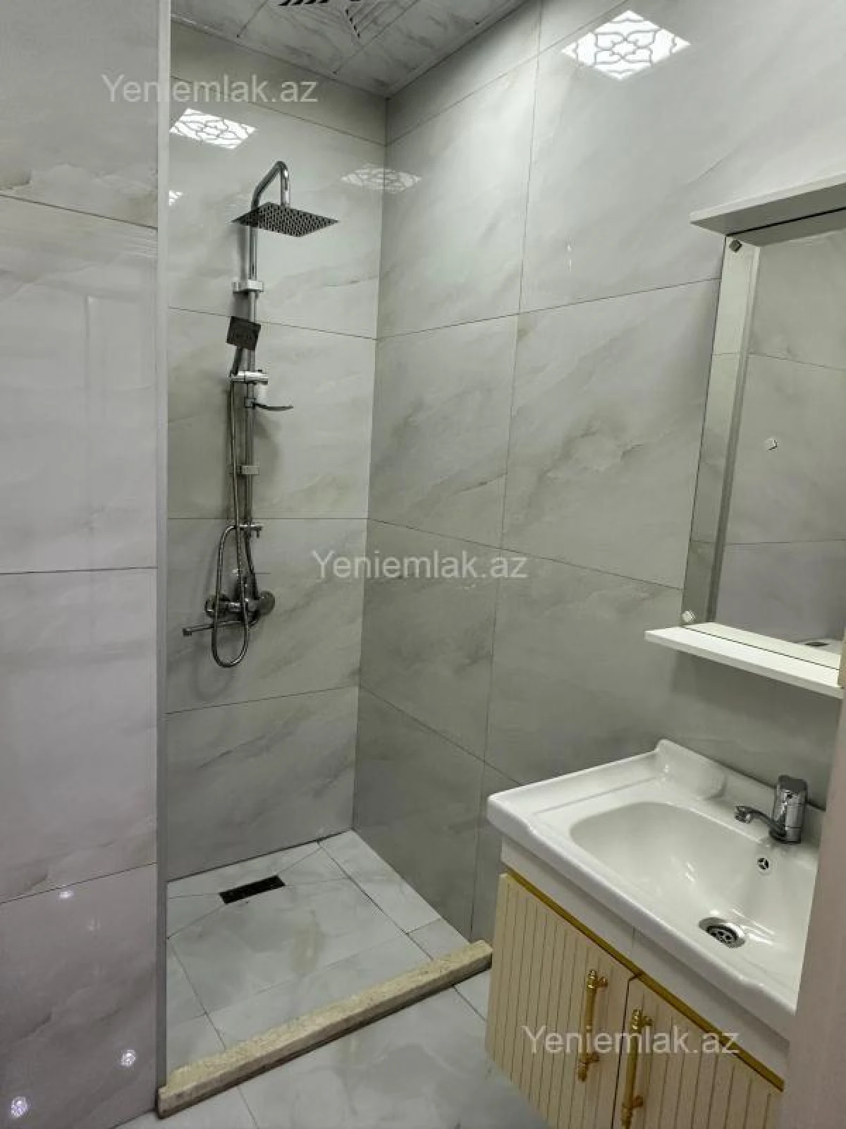 Satılır 2 otaqlı yeni tikili 46 m²