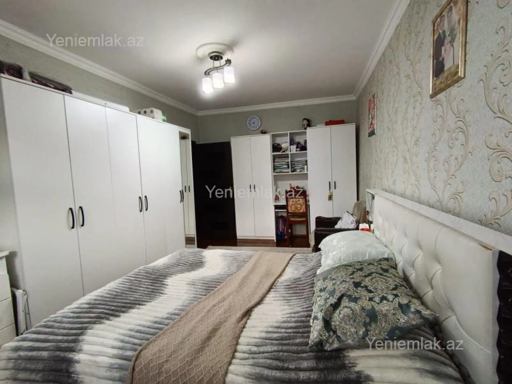 Satılır 3 otaqlı köhnə tikili 80 m²