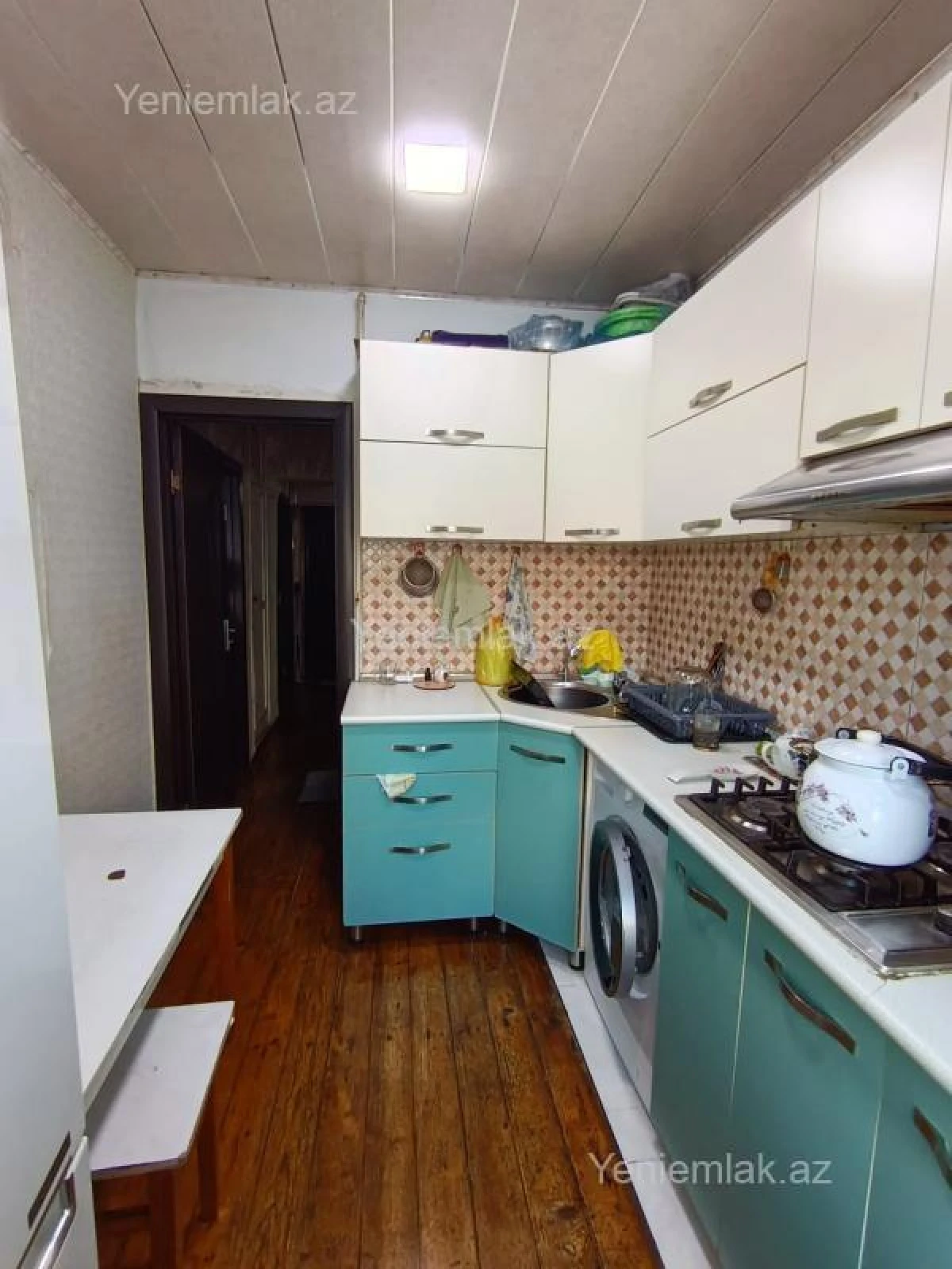 Satılır 3 otaqlı köhnə tikili 80 m²