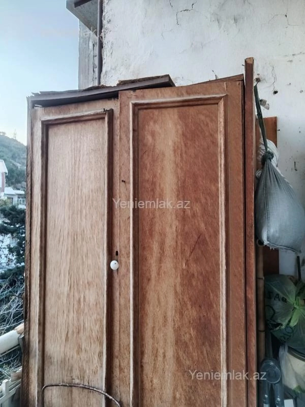 Satılır 3 otaqlı köhnə tikili 80 m²