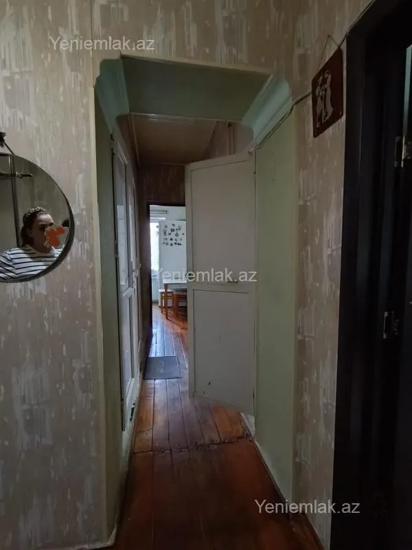 Satılır 3 otaqlı köhnə tikili 80 m²