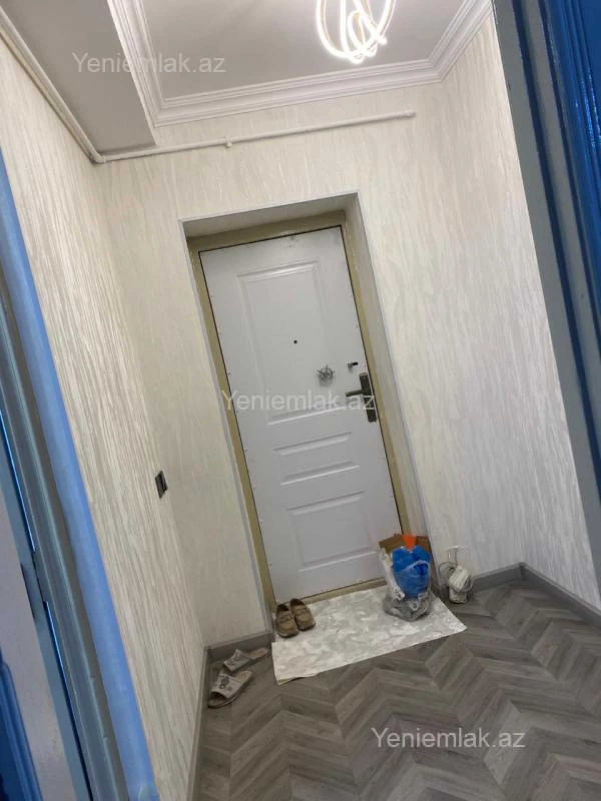 Satılır 3 otaqlı köhnə tikili 75 m²