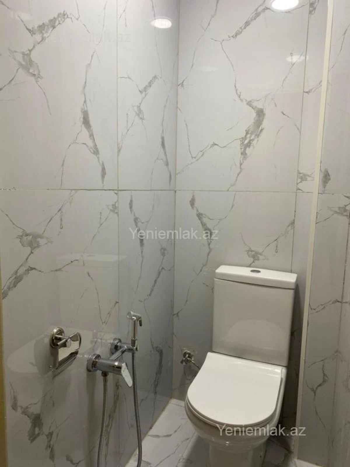 Satılır 3 otaqlı köhnə tikili 75 m²