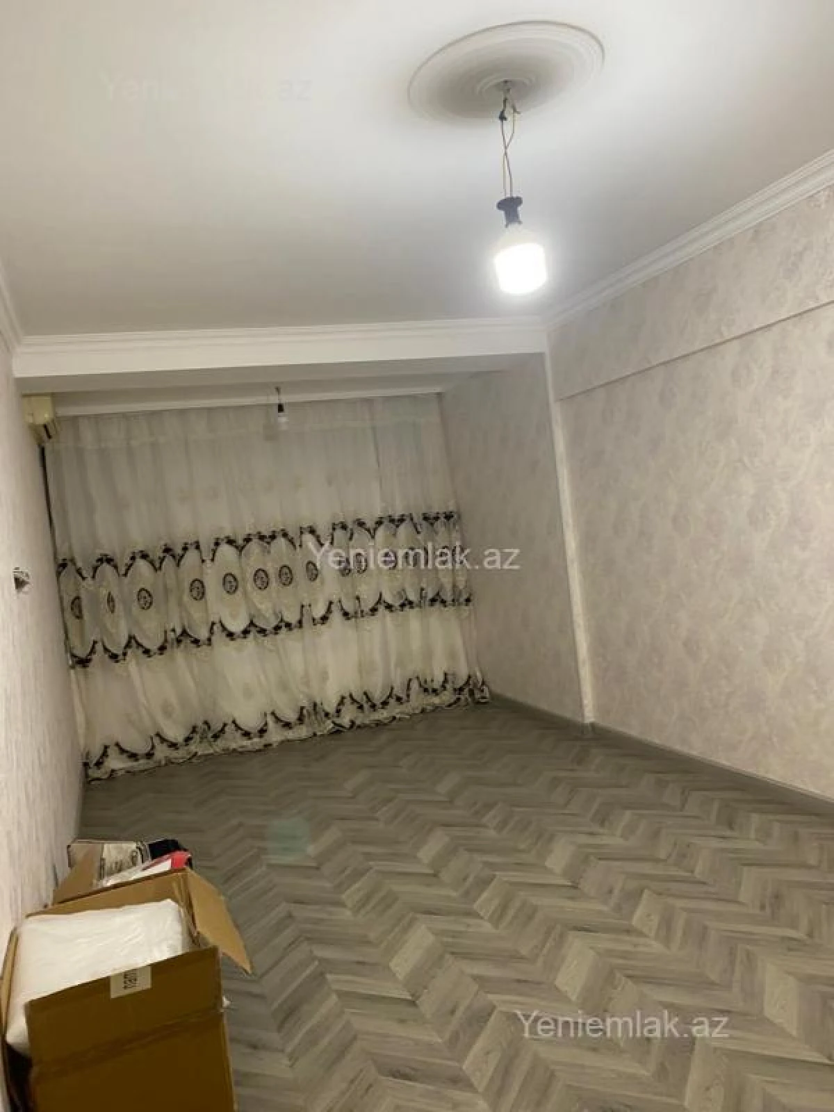 Satılır 3 otaqlı köhnə tikili 75 m²