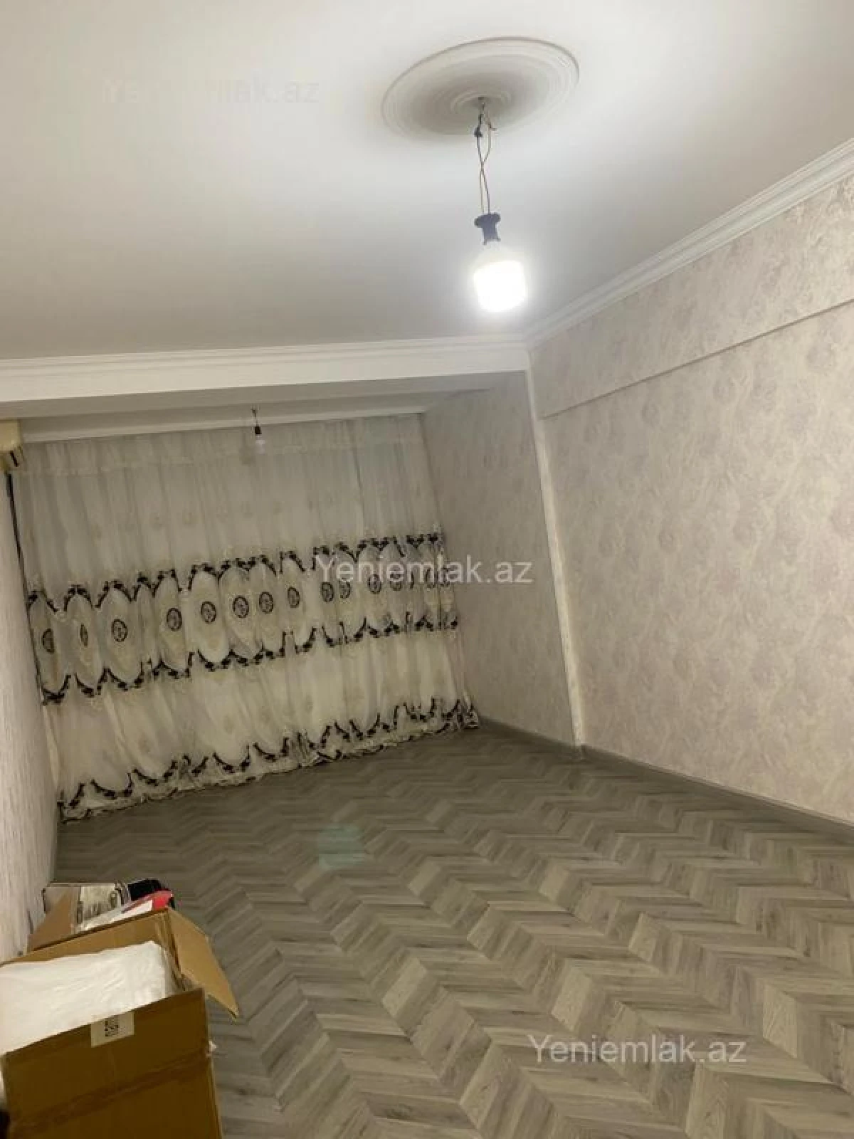Satılır 3 otaqlı köhnə tikili 75 m²