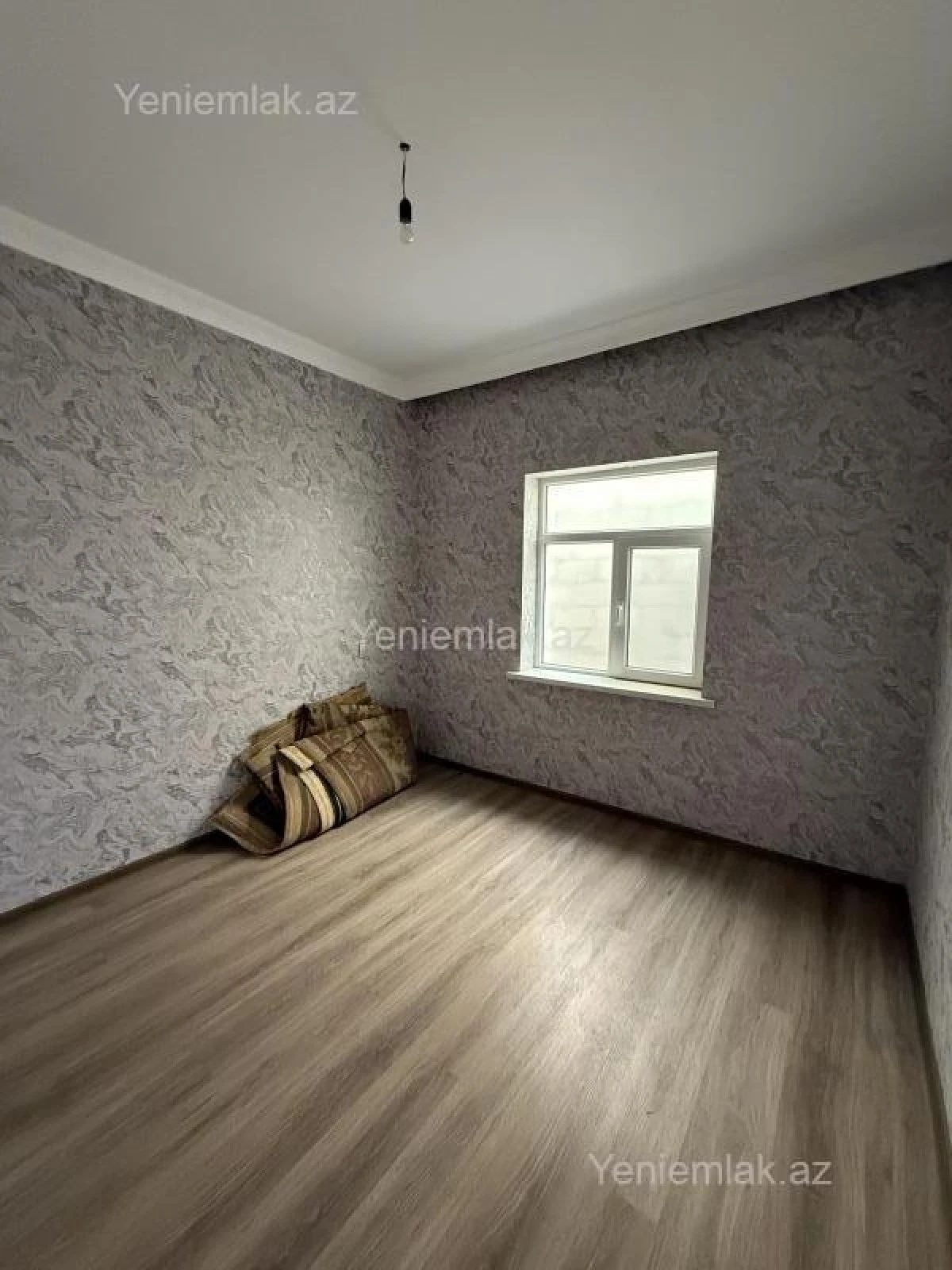 Satılır 3 otaqlı həyət evi 80 m²