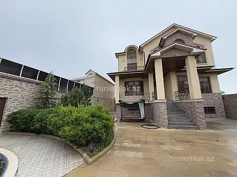 Satılır 5 otaqlı həyət evi 400 m²