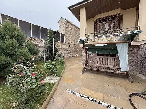 Satılır 5 otaqlı həyət evi 400 m²