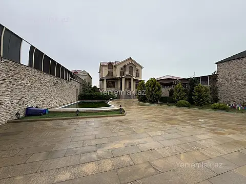 Satılır 5 otaqlı həyət evi 400 m²
