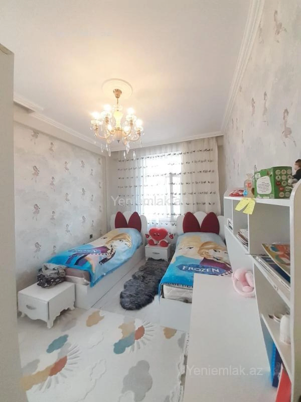 Satılır 3 otaqlı yeni tikili 100 m²