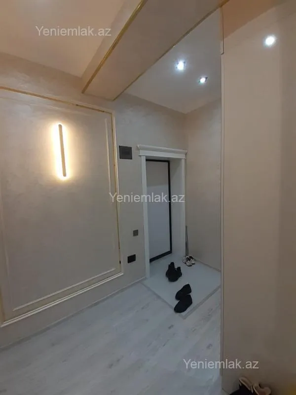 Satılır 3 otaqlı yeni tikili 100 m²