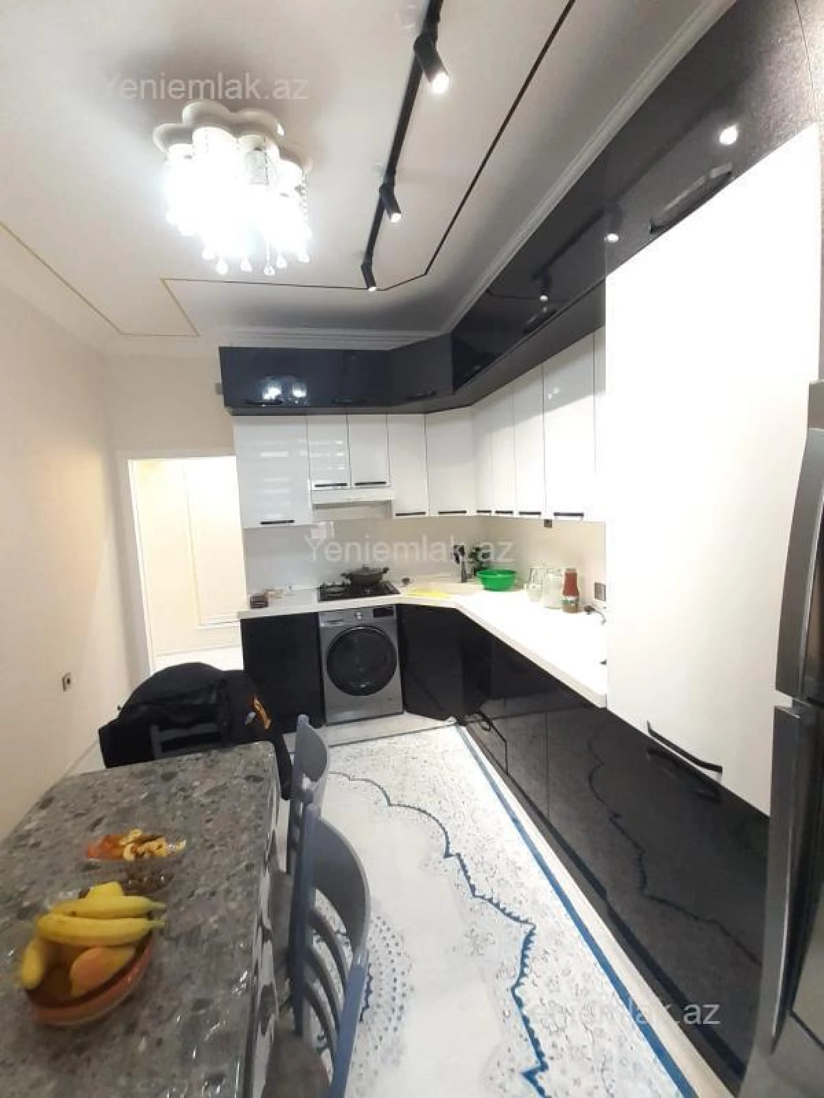 Satılır 3 otaqlı yeni tikili 100 m²