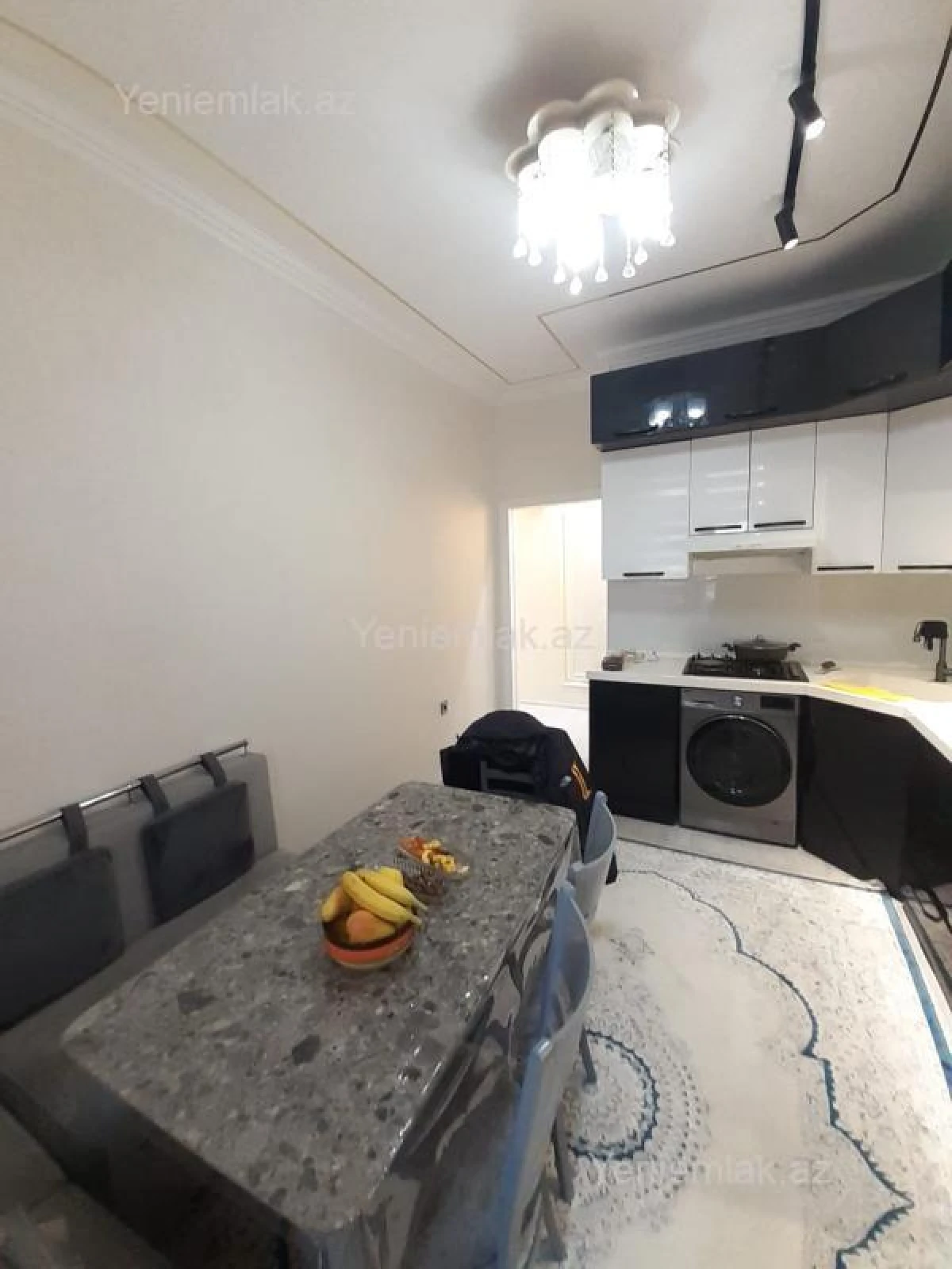 Satılır 3 otaqlı yeni tikili 100 m²