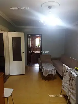 Satılır 2 otaqlı köhnə tikili 50 m²