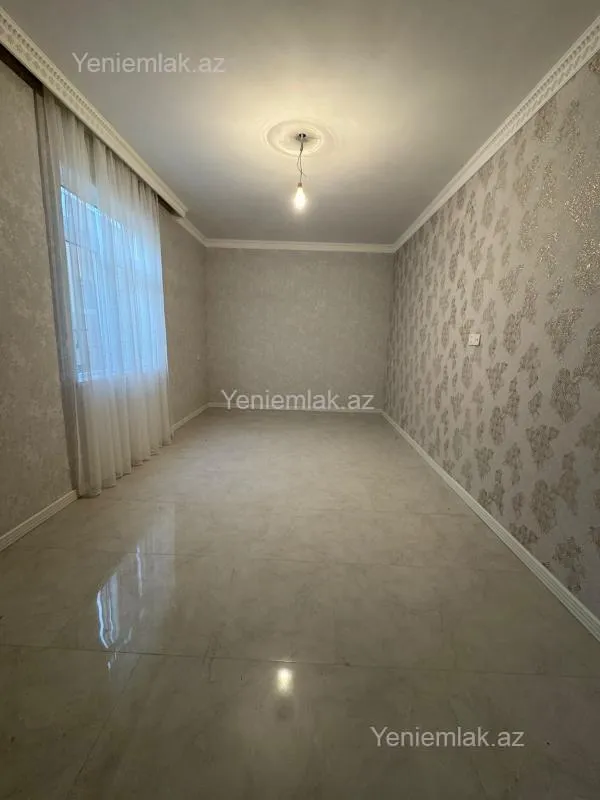 Satılır 4 otaqlı həyət evi 200 m²