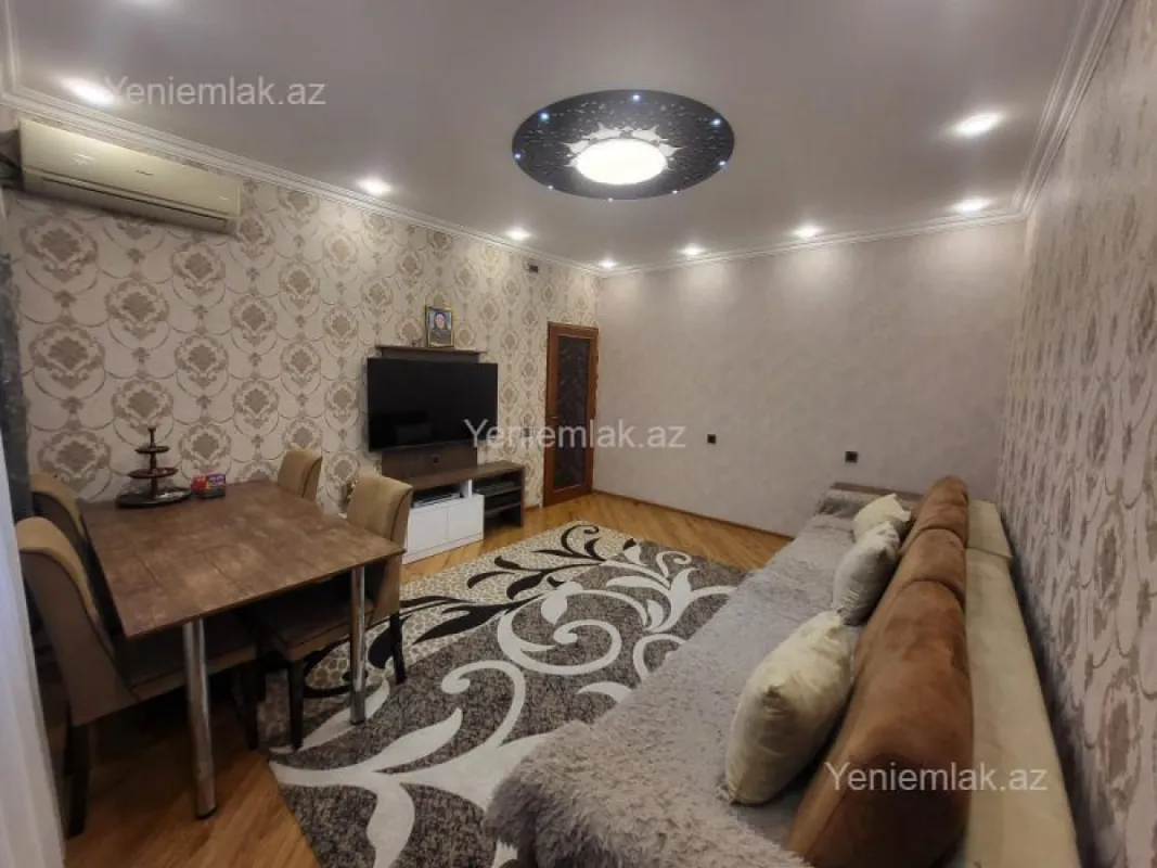 Satılır 3 otaqlı köhnə tikili 73 m²
