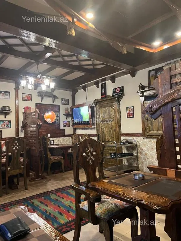 Satılır 8 otaqlı obyekt 250 m²