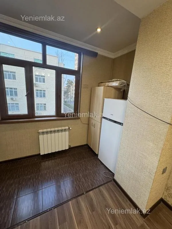 Satılır 1 otaqlı köhnə tikili 48 m²