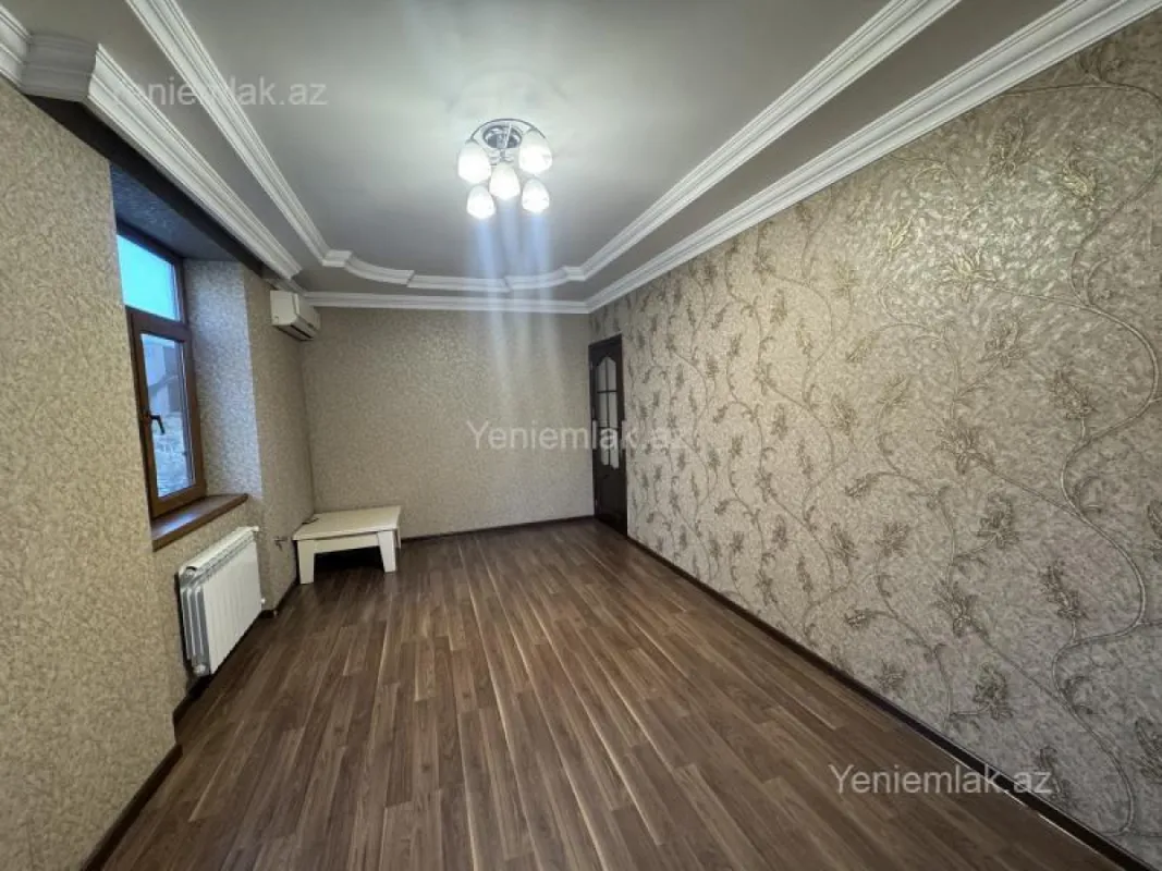 Satılır 1 otaqlı köhnə tikili 48 m²
