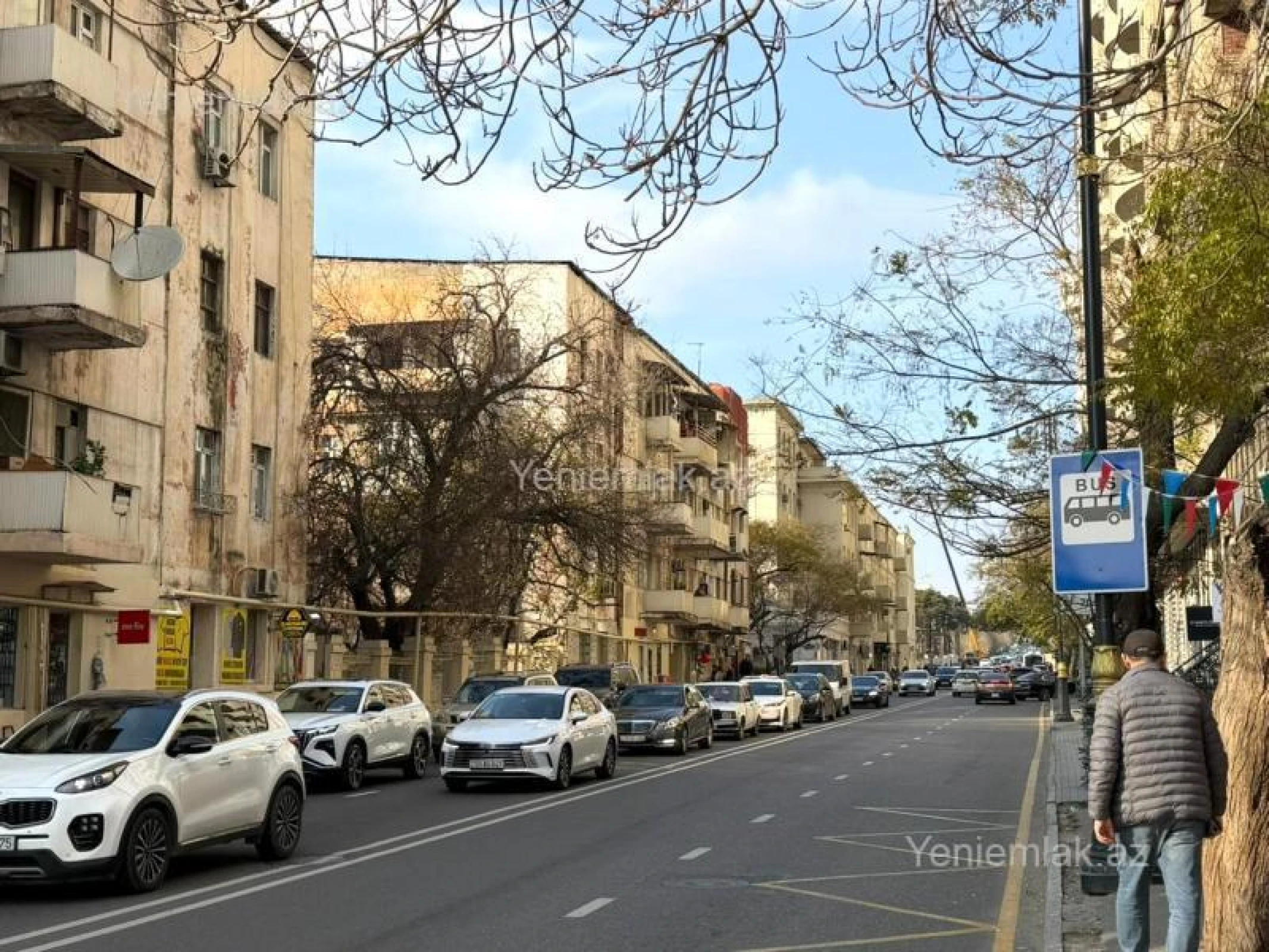 Satılır 2 otaqlı köhnə tikili 60 m²