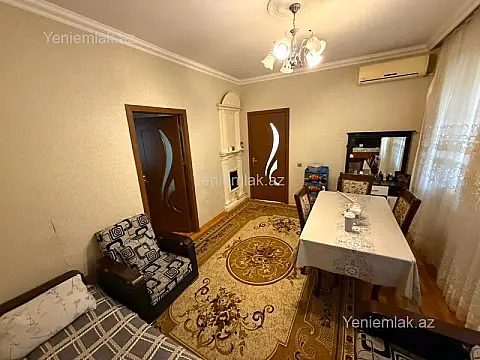 Satılır 2 otaqlı köhnə tikili 60 m²