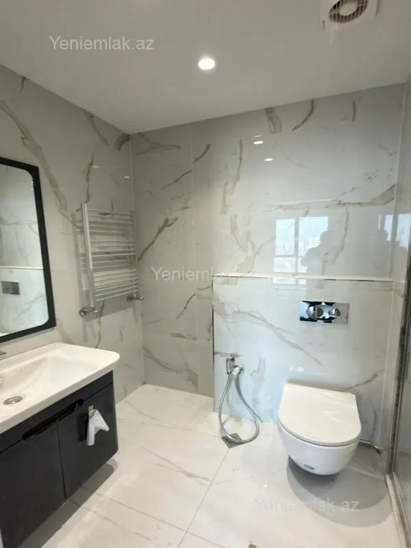 Satılır 4 otaqlı yeni tikili 124 m²