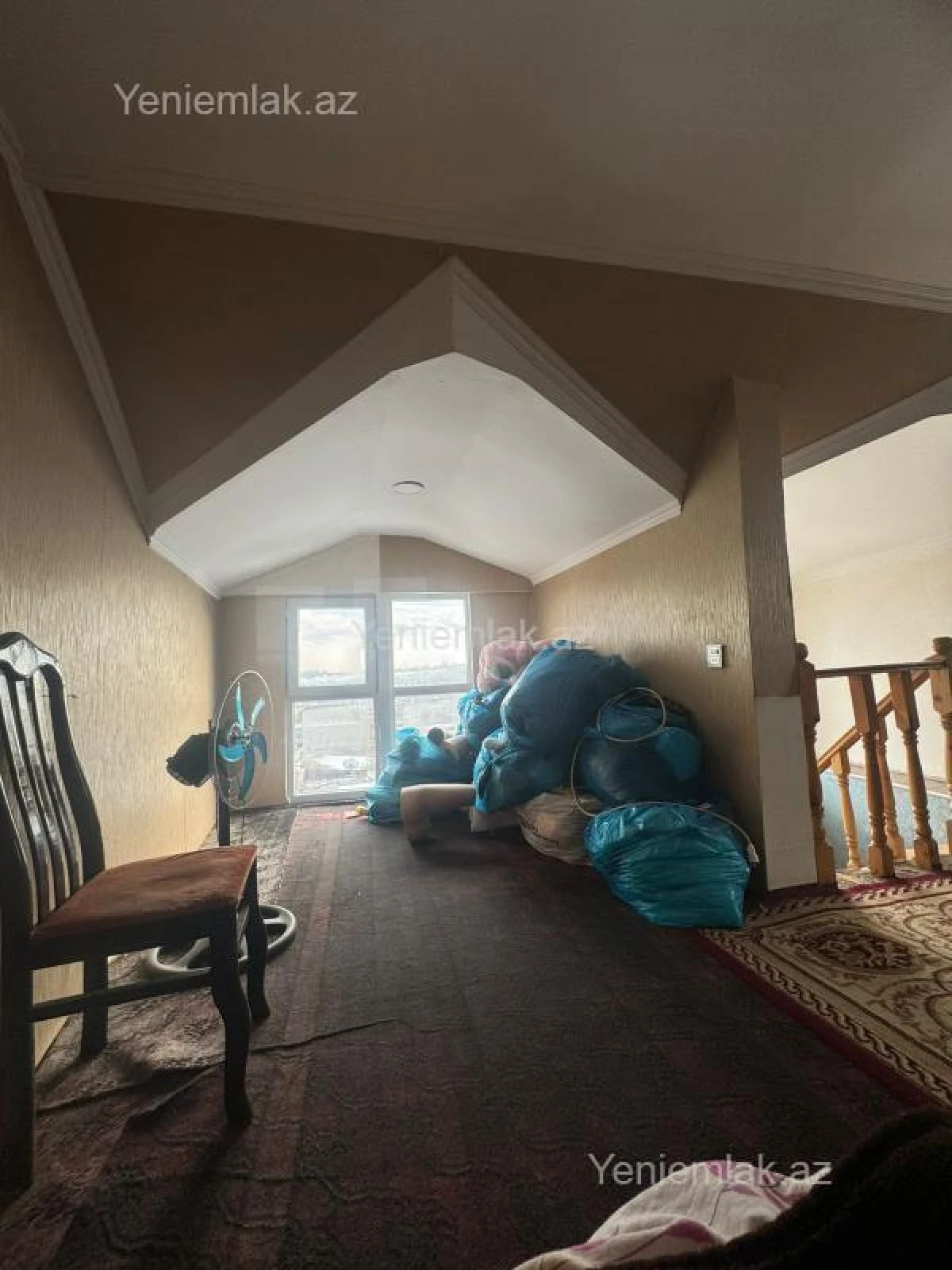 Satılır 5 otaqlı həyət evi 200 m²