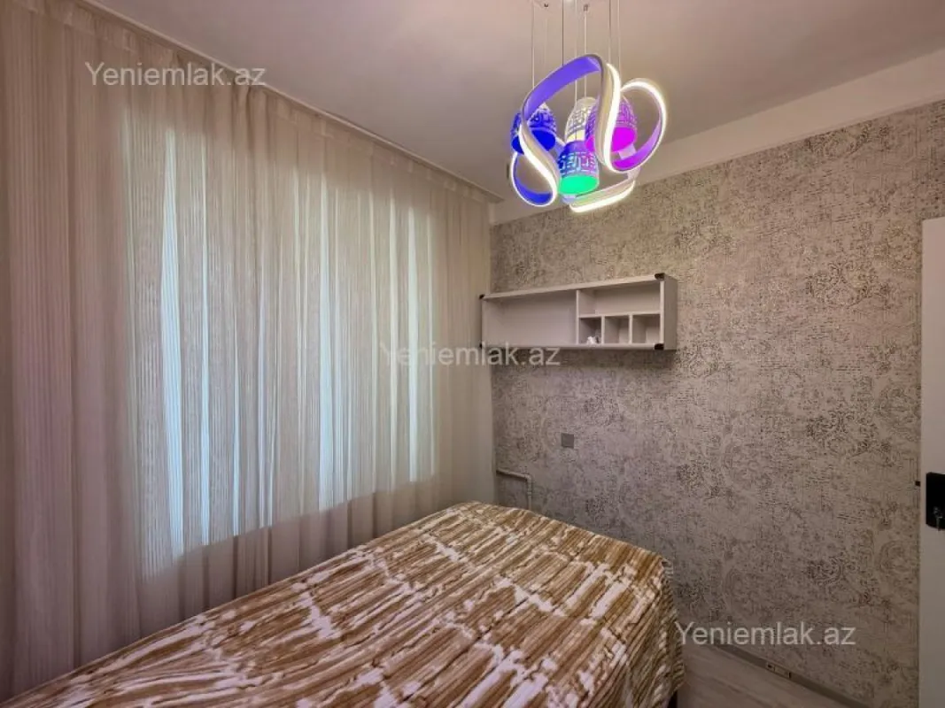 Satılır 3 otaqlı köhnə tikili 65 m²