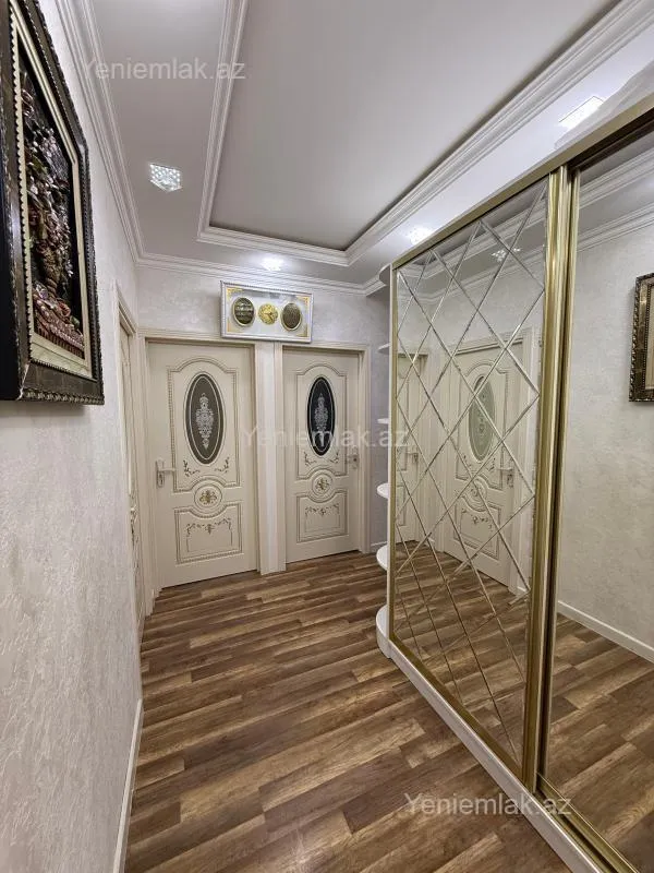 Satılır 3 otaqlı köhnə tikili 85 m²