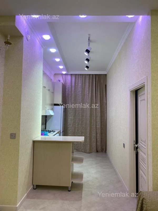 Satılır 3 otaqlı yeni tikili 70 m²