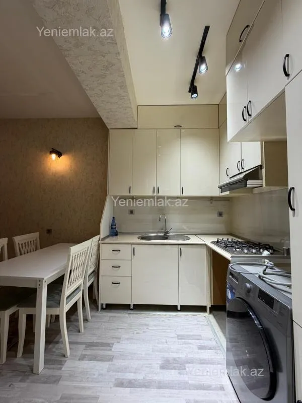 Satılır 2 otaqlı yeni tikili 50 m²