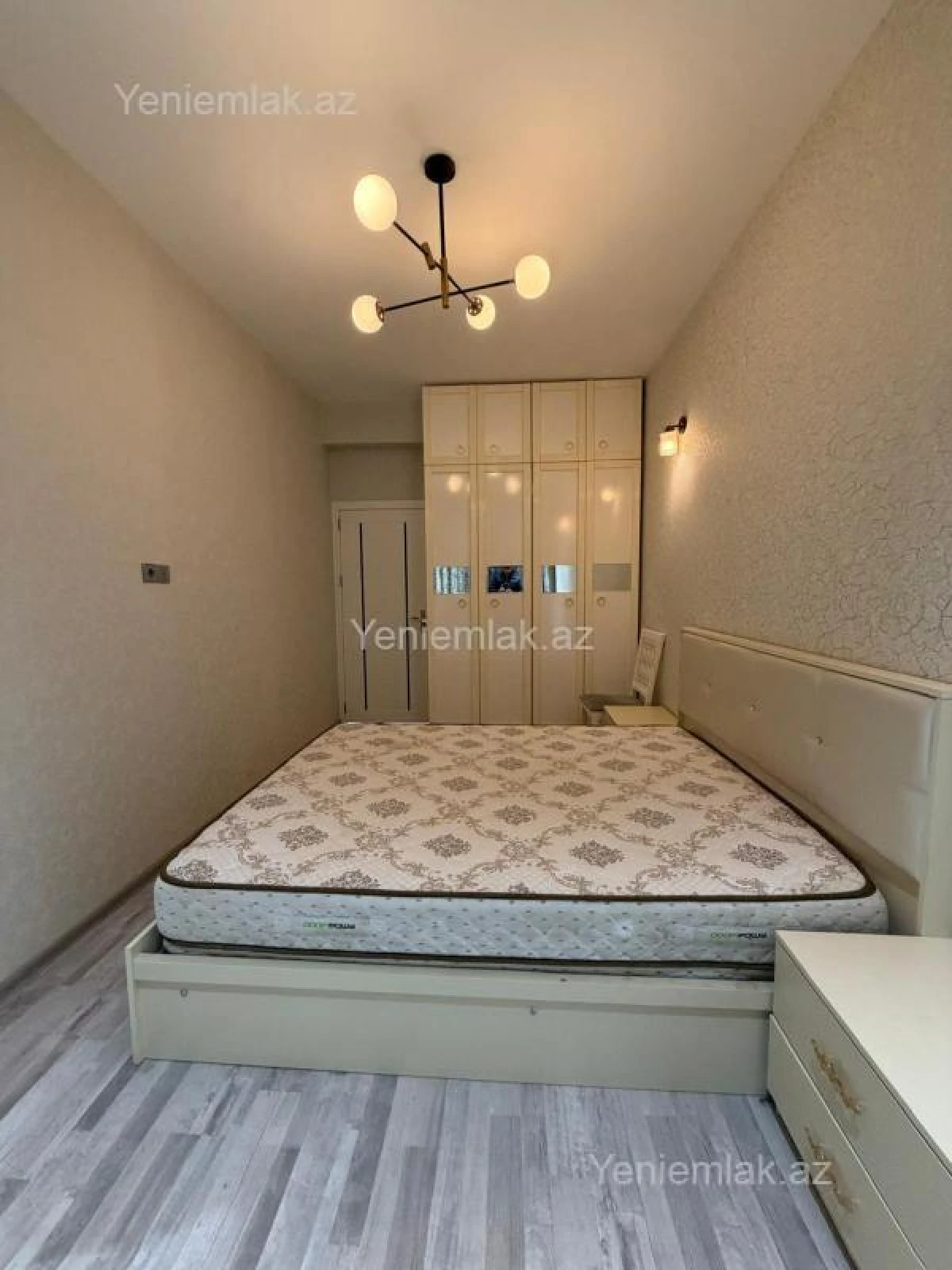 Satılır 2 otaqlı yeni tikili 50 m²