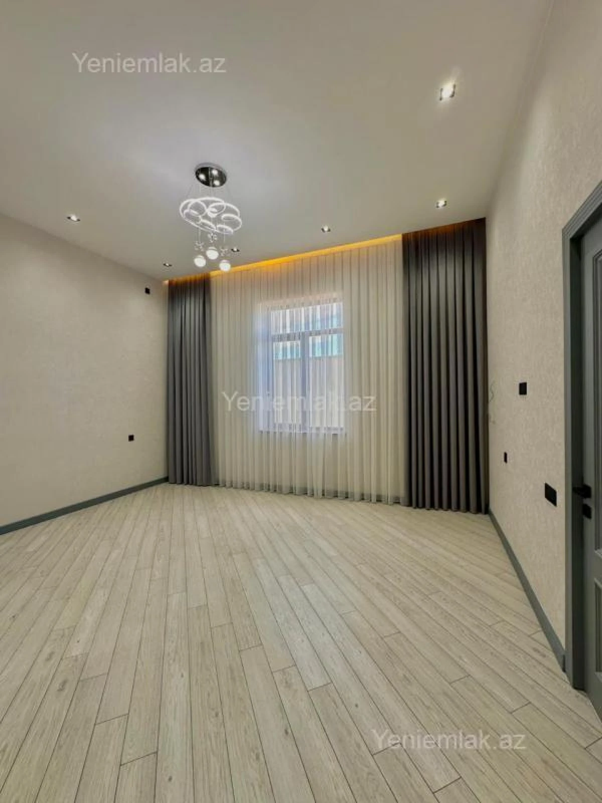 Satılır 4 otaqlı həyət evi 150 m²