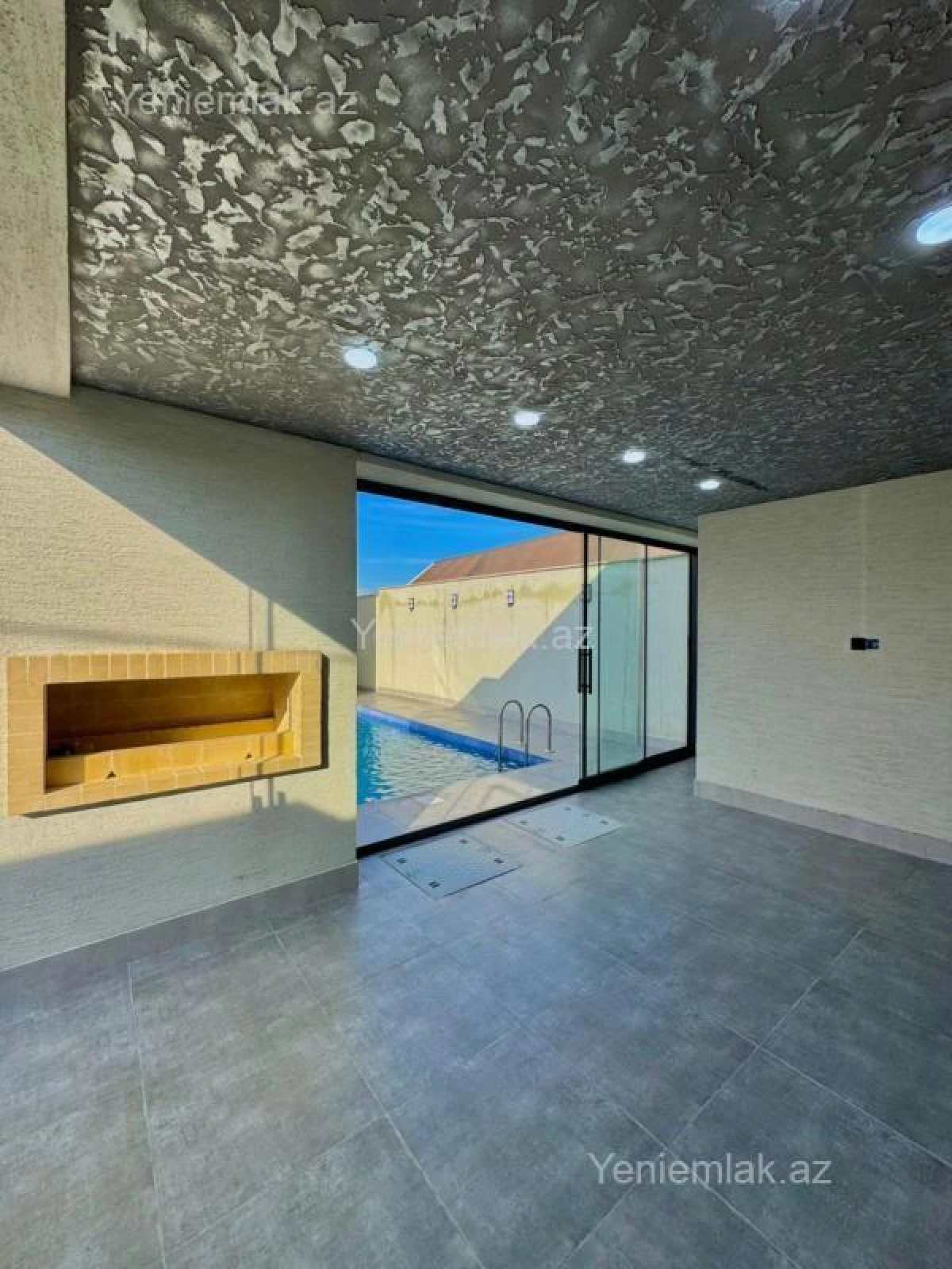 Satılır 4 otaqlı həyət evi 150 m²