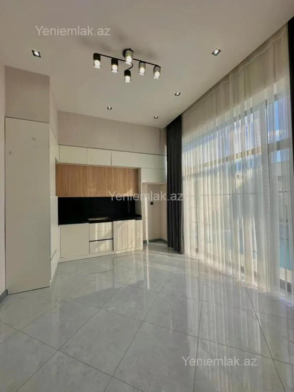Satılır 4 otaqlı həyət evi 150 m²