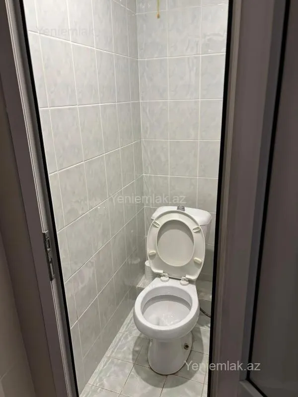 Satılır 3 otaqlı köhnə tikili 72 m²