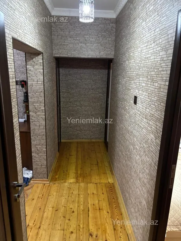 Satılır 3 otaqlı köhnə tikili 72 m²