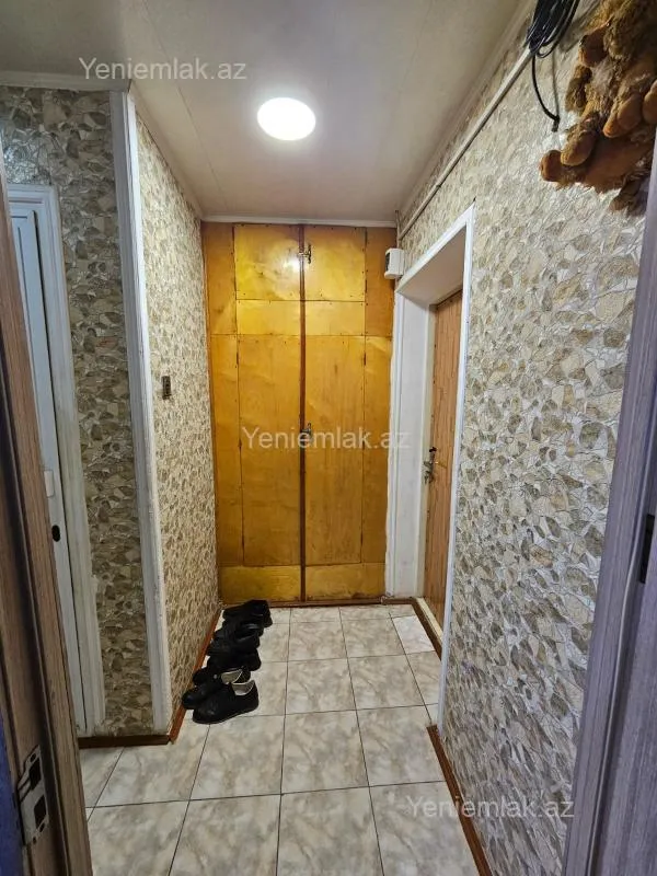 Satılır 2 otaqlı köhnə tikili 55 m²