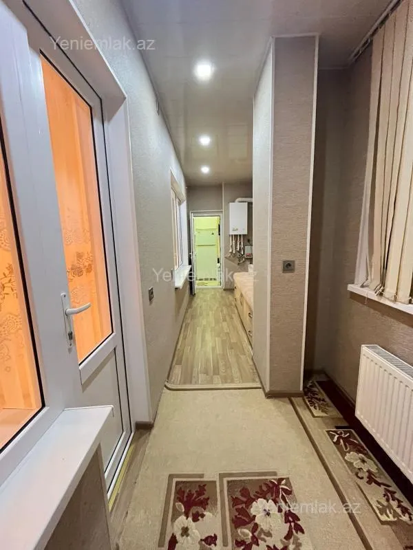 Satılır 4 otaqlı köhnə tikili 93 m²