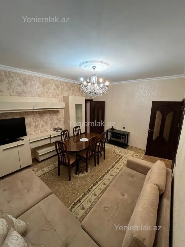 Satılır 4 otaqlı köhnə tikili 93 m²