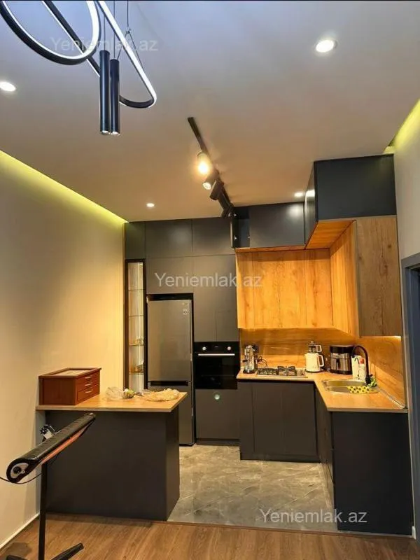 Satılır 2 otaqlı yeni tikili 70 m²