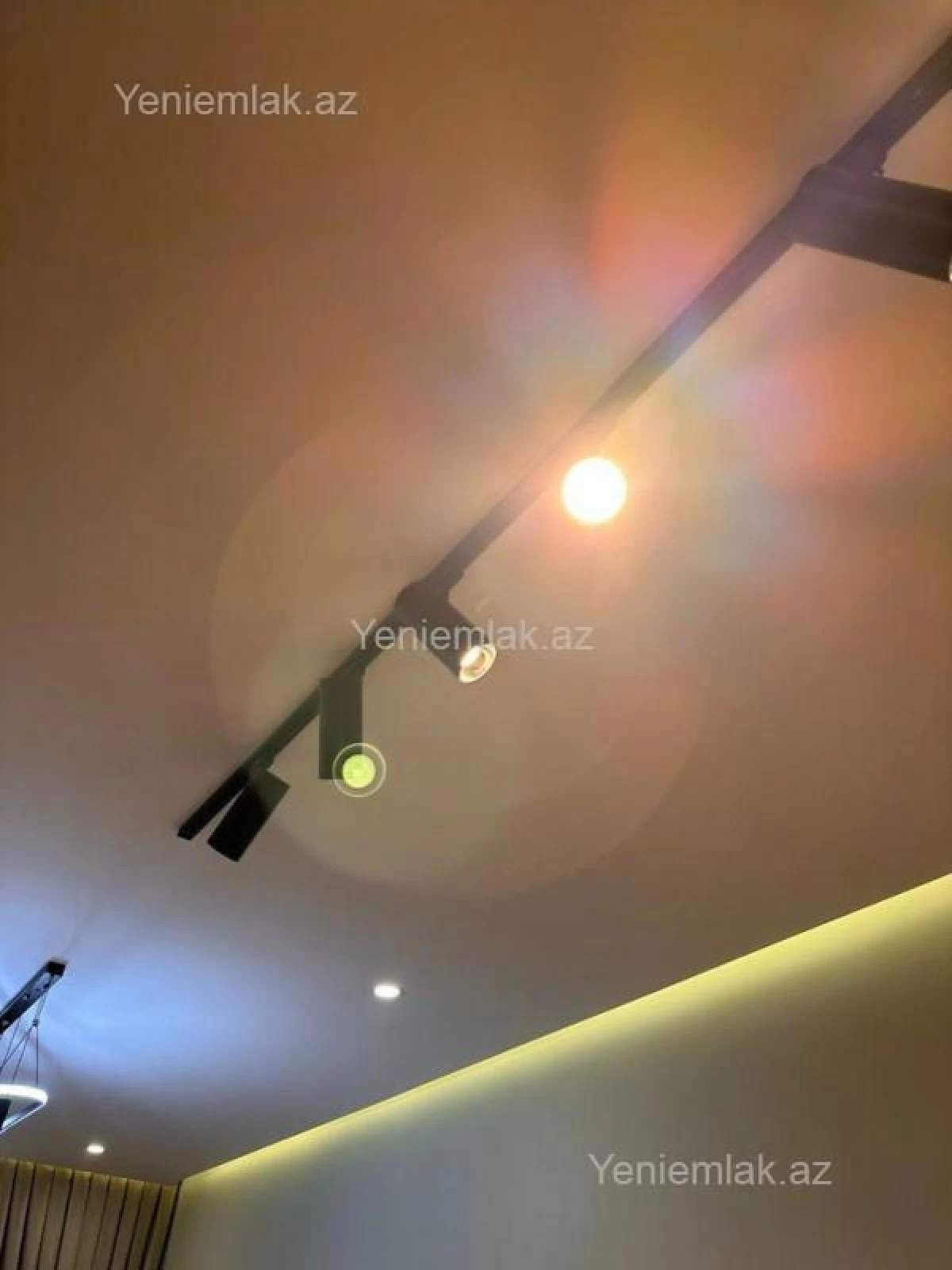 Satılır 2 otaqlı yeni tikili 70 m²