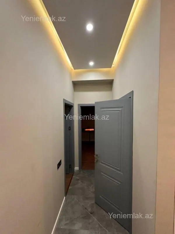 Satılır 2 otaqlı yeni tikili 70 m²